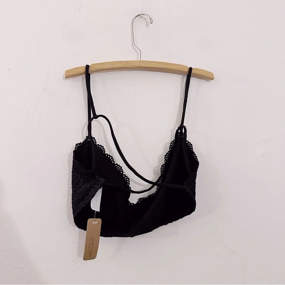 Irene's Story Black Lace Bra Strappy Bralette NWT - Picture 2 of 6